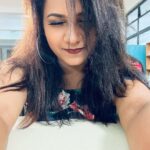 Pratheeksha G Pradeep Instagram - My hairstyle is called “I Tried” But first, let me take a selfie #selfie #lazy #crazy #free #time Thiruvananthapuram, Kerala, India