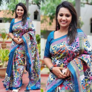 Pratheeksha G Pradeep Instagram - 💙💙💙💙
…!!!
.
.
Thanku @handwoven_sarees_jewellery for this beautiful saree..!!!❤️❤️
.
#neeyumnjanum