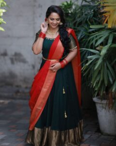 Pratheeksha G Pradeep Instagram - I'm an original and that's perfection in itself…!!
..
.
👗 @shreyasboutique2016 
Jewel @trinetra_collections 
Hair @ashtamudiwellness