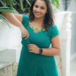 Pratheeksha G Pradeep Instagram - 💚💚💚😃 . . @shijithphotography @for_ever_designs @life_beauty_salon_bridalmakeup