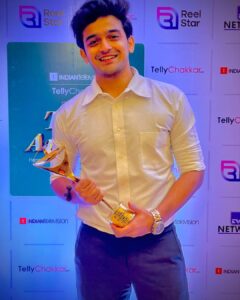Pravisht Mishra Instagram - BEST ACTOR  MALE ✨🧿

Firsts are always special! 

Gratitude fills my heart as I accept this incredible honor of the Best Actor Male award. I am deeply humbled and profoundly thankful for this recognition @the_indian_telly_awards 

Words cannot express the depth of my gratitude to the incredible makers of Banni Chow Home Delivery @starplus  @shashisumeetproductions 
 
Thankyou @shashisumeet Maam 🤍 @sumeetm  sir🤍 your unwavering belief in me and your tireless dedication to bringing this show to life have been instrumental in the success. From the very beginning, you entrusted me with this challenging role, and I am forever grateful for the opportunity to showcase my craft under your guidance. Your unwavering support, creative vision, and meticulous attention to detail transformed this into something truly remarkable. I am honored to have been a part of this exceptional journey. This award is a testament to your vision and efforts and the magic you created. Thank you for your belief in my abilities and for giving me a platform to shine. I am deeply indebted to you and look forward to continuing our collaboration in the future. Truly, Thank you for everything

This award is a tribute to OUR collective effort
@jaladhsharma : Nothing would have been possible without you sir!
@prashrathi : You, your words have always been and continue to be a source of inspiration for me. Thank you for everything 
@jitender_1408 @somani_sheetal  @tarlok_rooprai for your constant, unwavering, genuine love and support 
@ulkagupta : For being the amazing person, co actor, teacher, critique, supporter that you were!
@chawlarajendra : For so much more that can be put into words, you Daddu, are a feeling to Yuvaan, an emotion to me

A heartfelt thank you to @parvati_sehgal @vishaalpuri @harshvasishth (the first person to say I deserve an award for the performance, even when I didn’t believe) @aroraprity @anand2143 (for being the source of purity and optimism) @guptainji @palakagrawal123  @poojaa_singh_  @anushka_merchande @nikhat3628 Ma’am 🤍 @reenachopra @dopmanishsharma @arjitaneja bhai🤍
Manish Khatri bhai! 
Vidyaprakash Singh Saahab