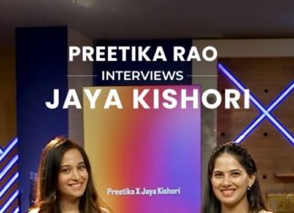 Preetika Rao Instagram - Bonding over ' identical choices ' ! A Fun Game for Instagram Rees turned out to be 'Soulful Fun' 😊🙌 Simple choices make Life Beautiful 🩷 Jaya Kishori and Preetika Rao playing ' This and That ' during an interview #reels #instagramreels #jayakishori #jayakishorifans #preetikarao #preetikaraofans