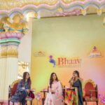 Preetika Rao Instagram - It was wonderful interacting with the audience at 'Vishalakshi Mantap' at the Art of Living International Center Bangalore on stage with my amazing Co-Speaker @monicadogra and our wonderful Host @rjdipali on Youth & Social Media- Charcha Bhaav - Session ( Bhaav - Cultural Fest 2023) Amongst performances by legendary Artists in the field of classical dance and music .. Thankyou @srivinow @arvindvarchaswi @artofliving @wfacofficial for the wonderful opportunity... #gurudev #srisriravishankar #artofliving #bangalore #bhaav #culturalfest #hindustaniclassical