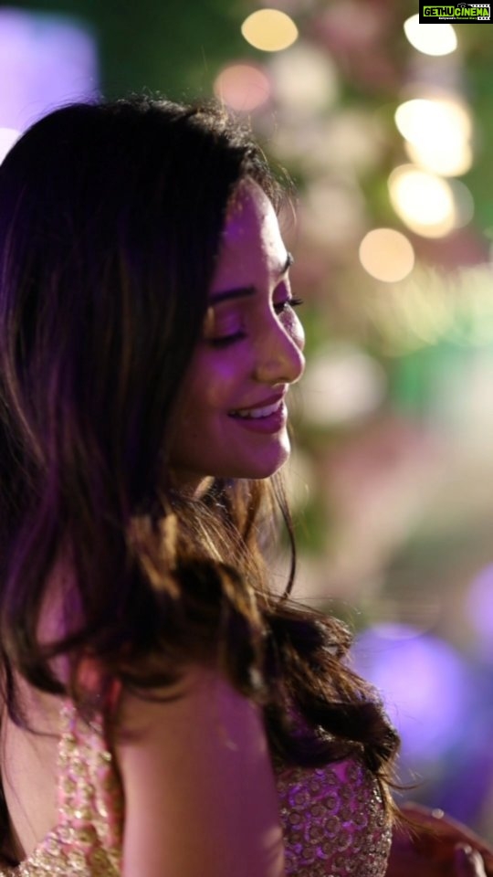 Preetika Rao Instagram - Friend's Wedding at Rishikesh ! 👌 Outfit : @agnipadmafashion .................................................................. . . . #colorstv #beintehaa #preetikarao #trending #reelsindia #viralposts #status #reels #reelsinstagram Utrakhand