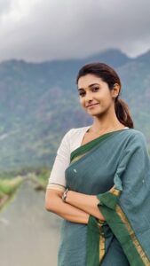 Priya Bhavani Shankar Instagram - Awww❤️ this is so nostalgic & very special guys! Whoever digged this footage out, thank you🥰 means a lot!! I can see I have had a very interesting journey. 

So few things.. 

1) boys/girls, ppl will bully you, put you down for your looks and body. DO NOT let them define what you are and what you are going to be.

2) there is NO definition for beauty. An actor spends a bomb on skin care, lifestyle, which a Normal college girl CANNOT afford (you can see in the video) So it’s alright you get tanned or do not have great skin or you are not in a great shape. Don’t get carried away by Instagram pictures. I have a 10 member team to dress me up today. THAT IS NOT A BEAUTY STANDARD and that’s definitely not a goal. It’s just a job. Don’t stress it and live your life full (just like the girl in the video😛) 

3)kaasu vandha kaaka kooda color aidum nu sila per solluvaanga. Kaasu thaanaa thedi veetuku varaadhu. You need to go fight the world and get what you want. When you get that, YOU decide what you want to do with it. Color aganumnu compulsion lam illa. 

4) @rajvel.rs I love you ❤️ you looked at me the same way back then, the way you do today. So boys & girls when you find that person, hold on to that person🥰

Thanks again for this beautiful memory ❤️ cherishing it! 
Lots of love to all ❤️❤️❤️

_____________________________

#Repost @harris_music_express with @use.repost
・・・
Yarunu Theriyutha 👀