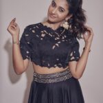 Priya Bhavani Shankar Instagram – Wishing you all an amazing year ahead 🖤 Happy Happy New Year to all of us! 🤗

Outfit:- @Maddermuch 
Acessories:- @suhanipittie 
Styling :- @shefalideora_
Assistant:- @Justmahnaz
Photography : @arifminhaz Hyderabad,india