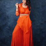 Priya Bhavani Shankar Instagram – ✨ 

Styled by: @nikhitaniranjan 
Outfit: @poonammittalofficial 
Jewellery: @stylorisilver 
Makeup: @makeupmaliksam 
Hair: @arupre_makeup_artist 
Photography: @arunprasath_photography