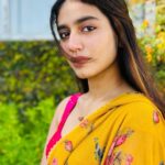 Priya Varrier Instagram - போன் மான் இவள?🦌💛 Villa Retreat, Kodaikanal