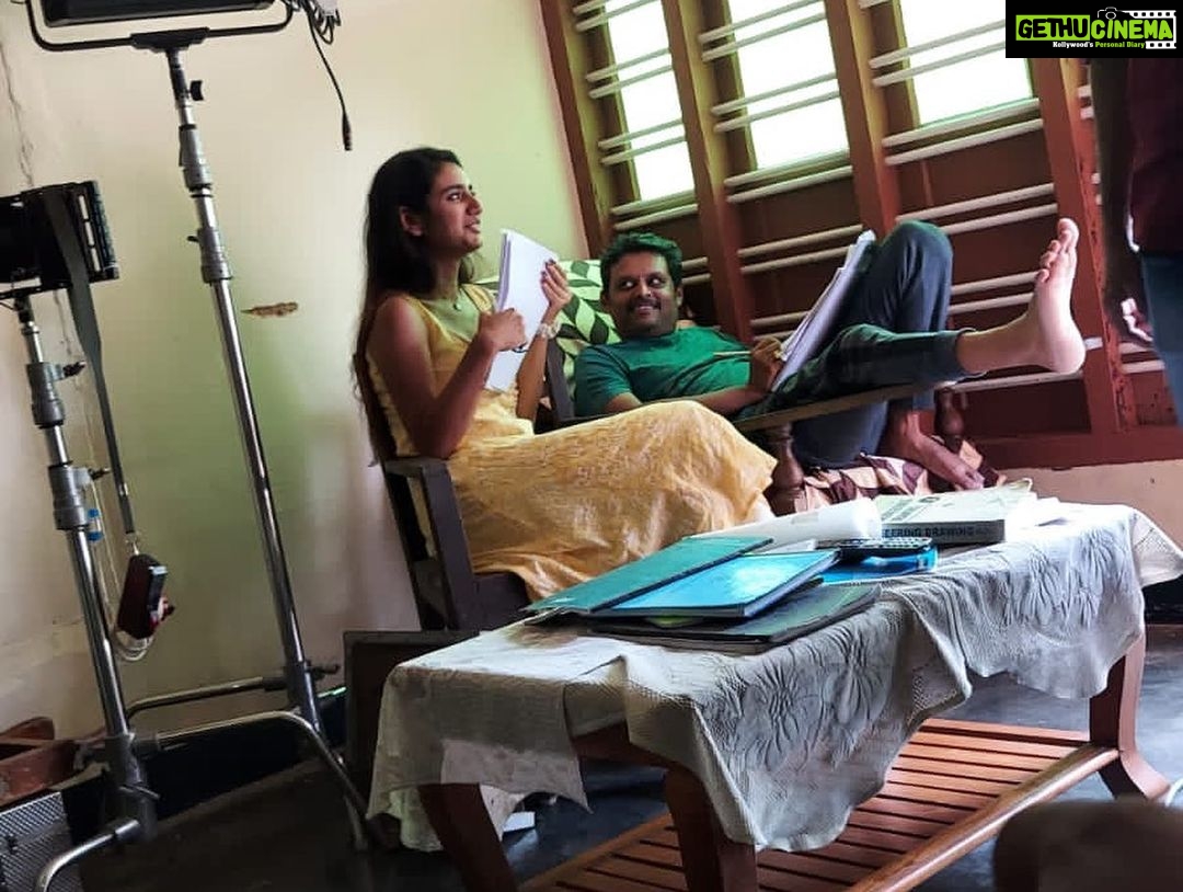 Priya Varrier Instagram - Thank you to each and everyone of you for all the overwhelming response and support.As a budding artist I couldn’t have asked for more. But in this moment I can’t forget to thank some of these very special people who made “4 Years” happen for me. First of all @ranjithsankar sir,thank you for taking the risk nobody was ready to take all these years by casting me.Your faith in me has helped me give my all to Gayatri.If not for the space you had given us,we wouldn’t have been able to evolve so much in terms of creativity and discovered that there’s so much more we can contribute.Thank you for making me believe in myself again. @sangeethprathap @anoopmohan.ams @eldhoserajuthandel You guys just made life easier during shoot.Without all that effort you guys put in to make our characters most relatable,they wouldn’t have been the same. I know for a fact that you guys did all that cause of your passion towards cinema at the same time the love that you had for me and @sarjanokhalid . Thank you @kunjumonsalu for making us look believable and beautiful in all the frames.And also for being such a sincere human being. @hridhyaeldose Thank you for being the Bobby to my Gayatri. I wouldn’t have it any other way.This is just your first step.Long way to go girl.Much love. This movie wouldn’t have been the same without your music. @sankarsharmaofficial You are brilliant and took the film to a different level. Last but not the least I wanna thank my family and friends who’ve constantly been the pillars of support throughout my journey. Gayatri’s heart is full.💖 Kotamangalam