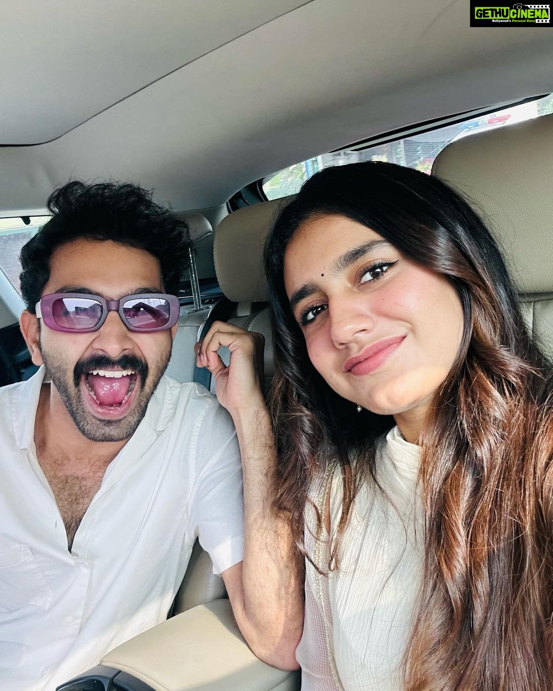 Priya Varrier Instagram - Dear Vishal to my Gayatri,most importantly Nichu to my PP, where do I even begin? I feel immensely blessed to have met you through this journey.You’re one of the priceless takeaways I’ll cherish from this very special film.You’ve been nothing but a wonderful co actor and an amazing friend.I don’t think it would’ve been as smooth and easy as it was without you around.You were always there when I needed you and otherwise.You were there for small wins as well as moments when I needed someone to lean on. You are most definitely the best shoulder for me to cry on,quite literally😂.I’ve not seen someone so genuinely root for me and I mean it. Each time you say that I deserve better,you make sure to be the one who treats me that way at the first place.Like you keep saying I hope everyone accepts us for who we are. I wish for the world to see more of your talent and kindness.The world needs people like you amidst all the chaos,to remind everyone to be gracious and humble. I have immense respect and love for the person you are.I shall try and be that trustworthy friend of yours to the best of my ability. PS: Gayatri wouldn’t have been possible without your honesty and support.Thanking her Vishal for that. As far as I’m concerned,just grateful that the universe brought me a great friend in the form of a genuine human. Love and love only.💚