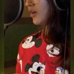 Priya Varrier Instagram – “Aaraanu Naam”🎤