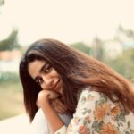 Priya Varrier Instagram - “If you don’t know by the way I hold you, My heart’s been yours this whole time.”🧡 📸: @aadilsait