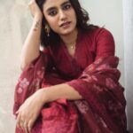 Priya Varrier Instagram - “சிவப்பு இதயம்”🥀 Photographer: @premsampaul Styling: @styledbysmiji Wearing: @labelkanupriya PR: @sonyashaikh HMU: @neethu_makeupartist Styling Assistant: @siraj_saleem_