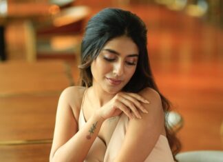 Priya Varrier Instagram - 🧡