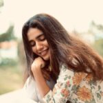 Priya Varrier Instagram - “If you don’t know by the way I hold you, My heart’s been yours this whole time.”🧡 📸: @aadilsait