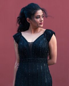 Priyamani Instagram - Life is not always black or white…. But …there’s no harm in wearing it 🖤🖤🖤

Outfit : @majesticbyjapnah 
Styling : @mehekshetty ❤️❤️
📸: @tanushkaan 
MUH : @pradeep_makeup @shobhahawale 
#mickgotadi #stayblessed #cocktailparty #lovethislook
