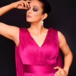 Priyamani Instagram - She should either be a work of art or wear a work of art .. Oscar Wilde Outfit : @the_simsstudio @seema_patel30 Styling : @mehekshetty ❤️❤️ Earrrings : @adinath_fashion 📸: @arunkummar_portraits Retouched : @v_capturesphotography MUH : @makeupby_yadhu @aruna_makeup_hair #chittarastarawards2023 #gown💕 #lovemyjob #gratitude🙏