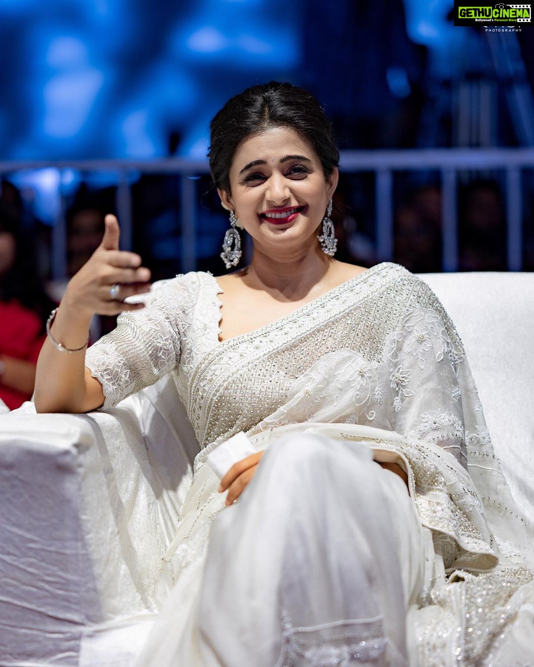 Priyamani Instagram - @pillumani from @custodymovie Pre release event. @ekorphotography @saikiran_kore Event by @shreyasgroup #ekor #ekorphotography #ekorphotographyhyderabad #priyamani #priyamanihot #priyamanilovers #custody #shreyas #shreyasmedia #shreyasgroup #teamshreyasmedia 7 Acres, Annapurna Studios