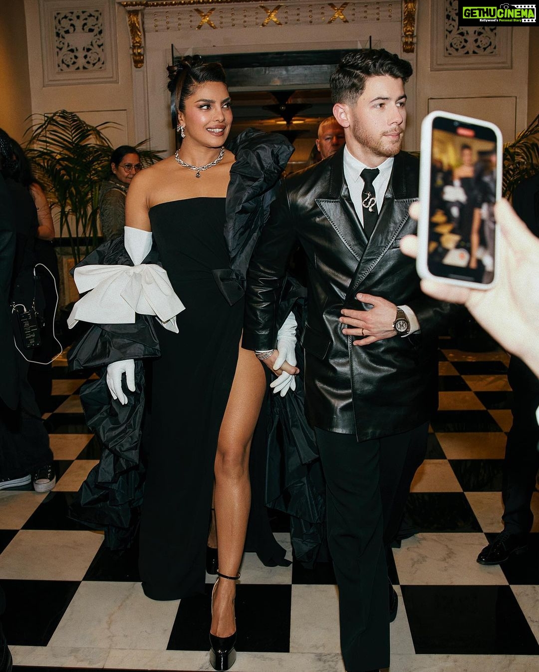 Priyanka Chopra Instagram - First Monday in May @maisonvalentino @bulgari @rebeccacorbinmurray 📸: @nicolasgerardin New York, New York