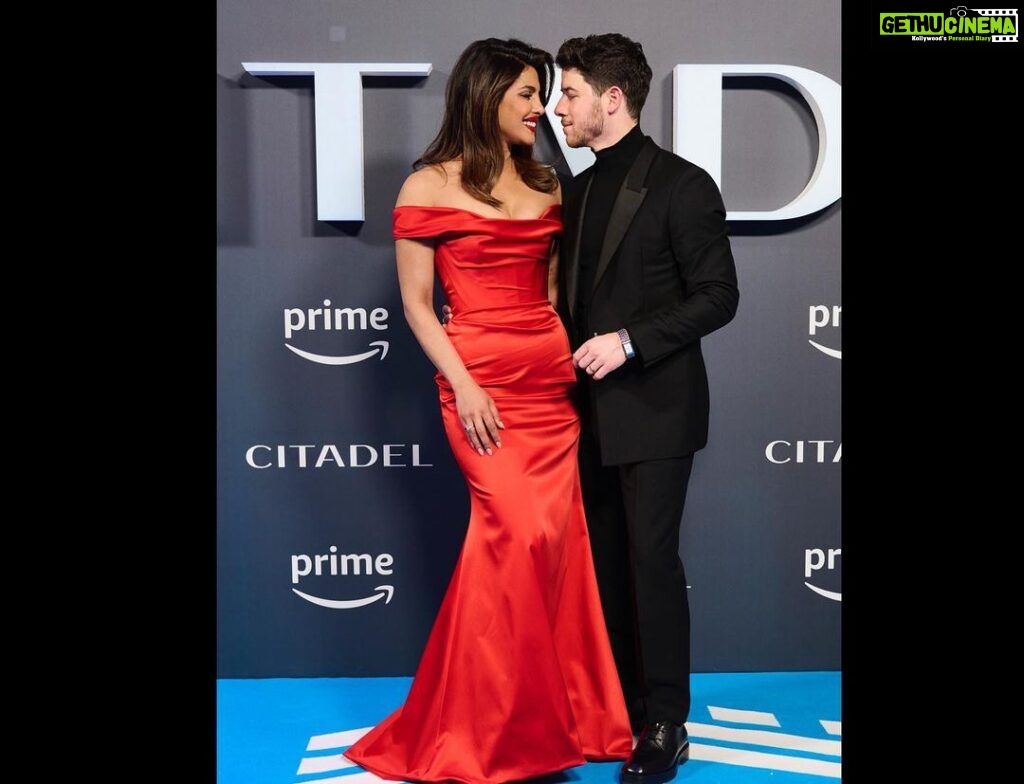 Priyanka Chopra Instagram - World Premiere Night ❤️ @citadelonprime London, United Kingdom