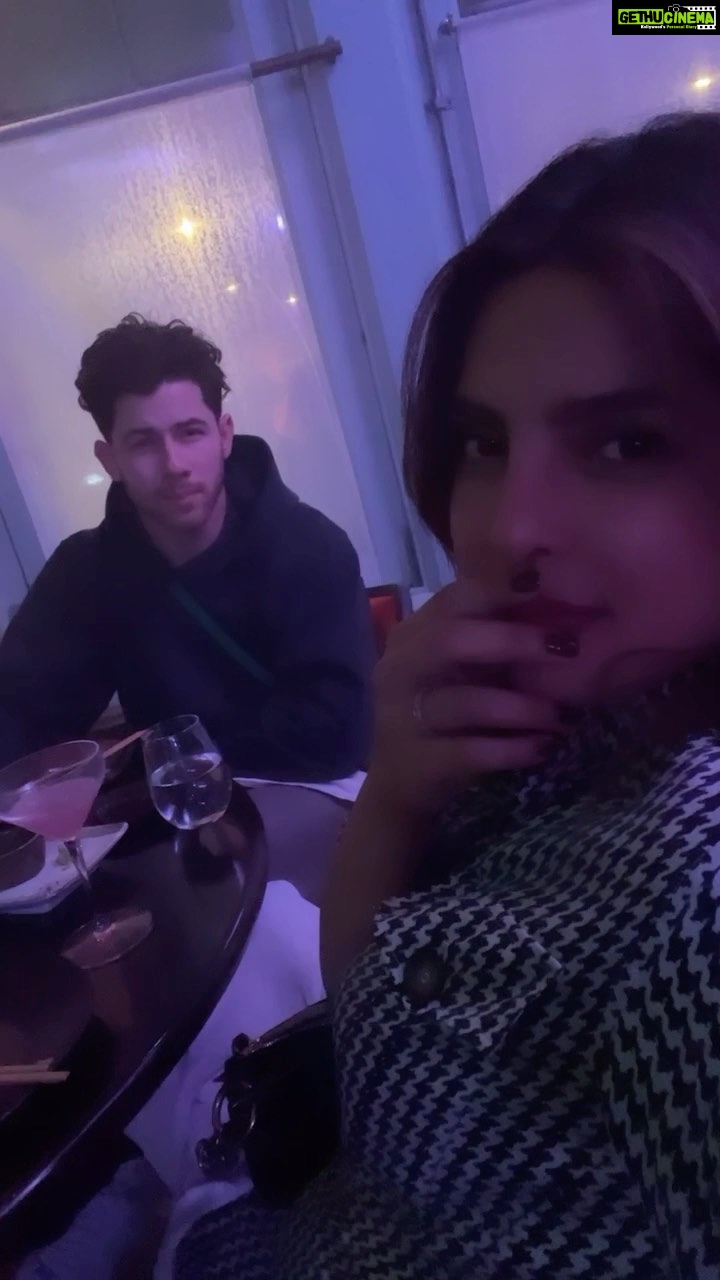 Priyanka Chopra Instagram - 😝 @nickjonas