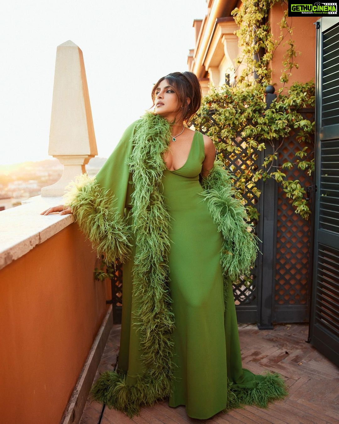 Priyanka Chopra - 3 Million Likes - Most Liked Instagram Photos