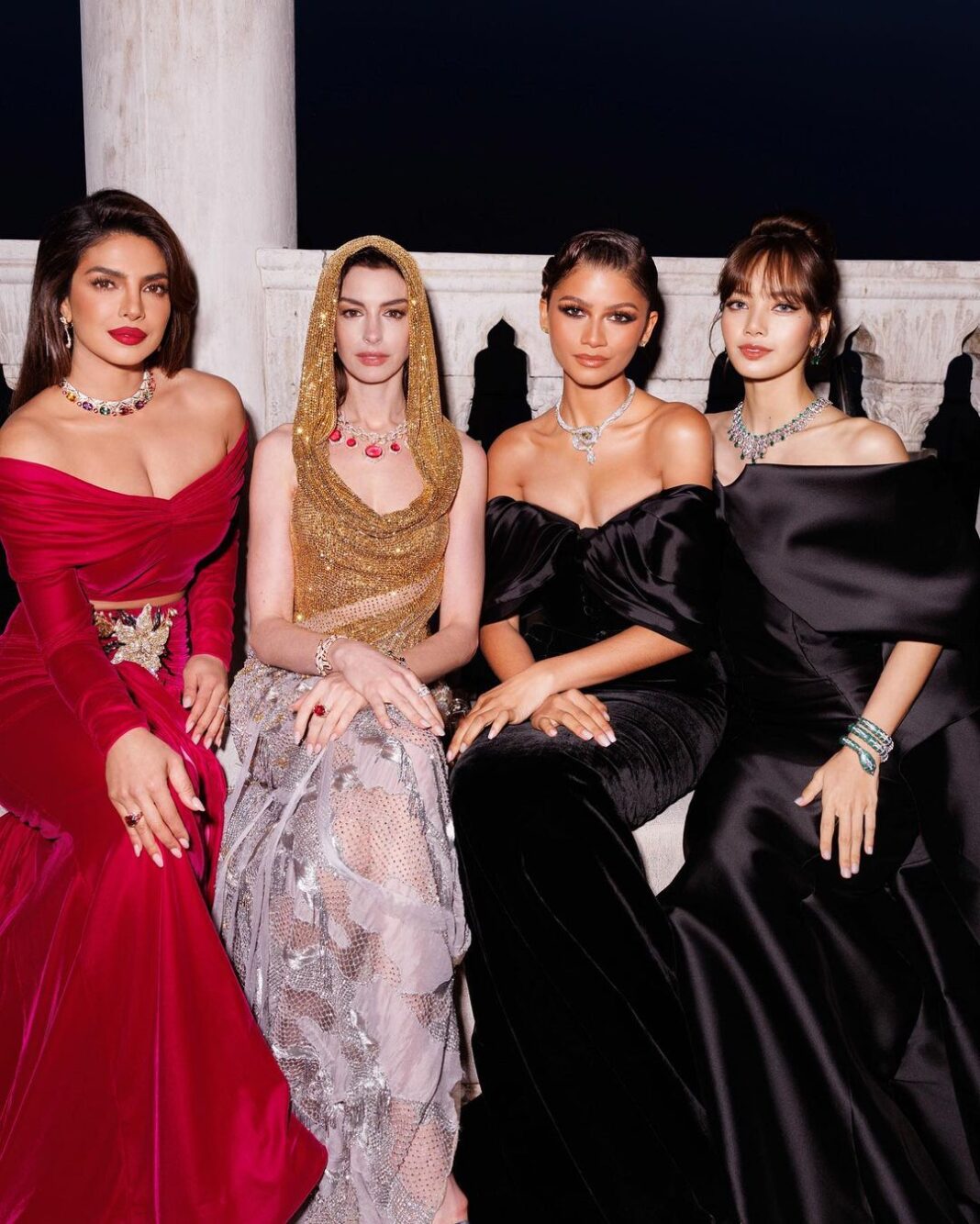 Priyanka Chopra Instagram - La vita è bella… with @bulgari in Venice for the reveal of the new #BulgariMediterranea High Jewellery Collection. Thank you @lucia_silvestri and @jc.babin for having me! @bulgari #Bulgari #BulgariHighJewelry Venice, Italy