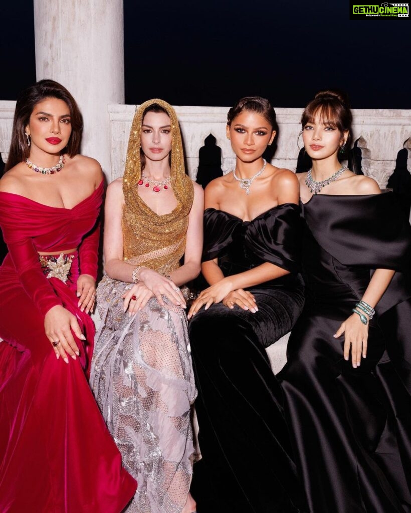 Priyanka Chopra Instagram - La vita è bella… with @bulgari in Venice for the reveal of the new #BulgariMediterranea High Jewellery Collection. Thank you @lucia_silvestri and @jc.babin for having me! @bulgari #Bulgari #BulgariHighJewelry Venice, Italy