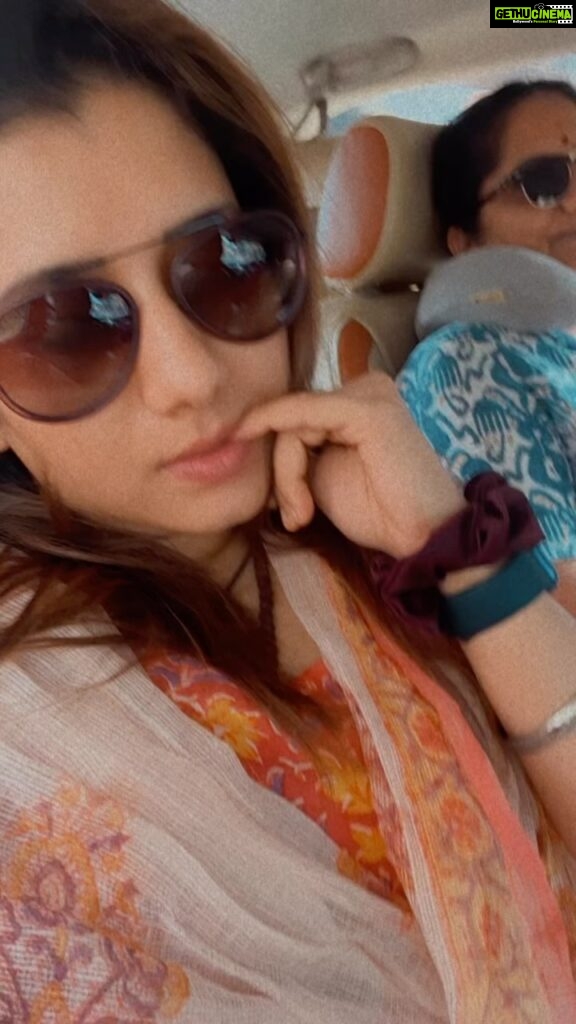 Priyanka Deshpande Instagram - Happy Birthday Amma 🤗❤️ I love you ❤️ . . . #girlstrip #girlsdayout