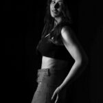 Priyanka Jawalkar Instagram - Let just call it obliques may be ? 😬
