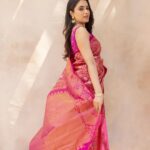 Priyanka Mohan Instagram - At the grand launch of @mugdhaartstudio here in Chennai ✨ Saree by @mugdhaartstudio @sashivangapalli Styled by @shruthimanjari Jewellery @sangeethapeterjewelleryjournal Photos by @kiransaphotography M&H @kalwon_beauty