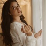 Priyanka Mohan Instagram – 🤎

📸 @vasanthphotography 
M&H @kalwon_beauty 
Styling @stay__slay