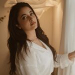 Priyanka Mohan Instagram – 🤎

📸 @vasanthphotography 
M&H @kalwon_beauty 
Styling @stay__slay