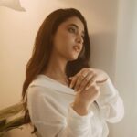 Priyanka Mohan Instagram – 🤎

📸 @vasanthphotography 
M&H @kalwon_beauty 
Styling @stay__slay