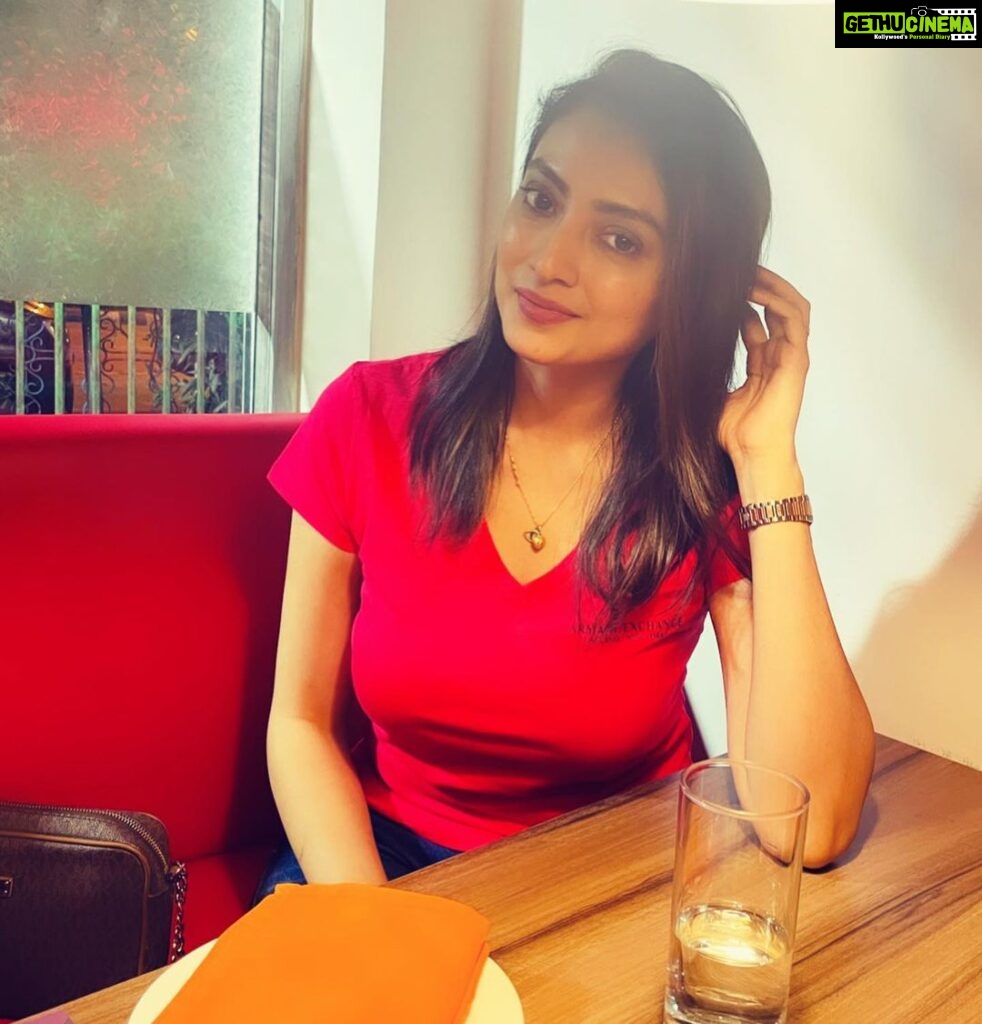 Priyanka Mondal Instagram - ❤ #priyankamondalofficial One Step Up