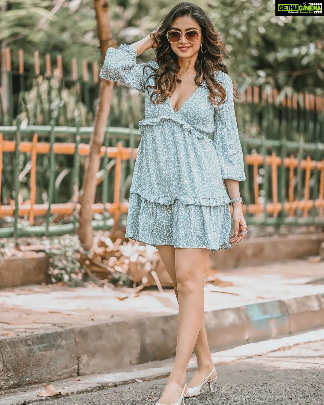 Priyanka Mondal Instagram - Hey π π· - @koustavdutta1712 π - @rudrakshprnads #photo #photooftheday #photoshoot #summerdays #floral #ootd #ootdfashion #instafashion #portraits #instagood #explorepage #explore #instagram Kolkata, India