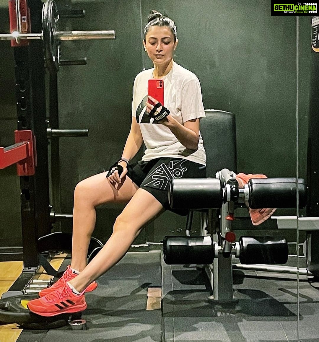 Priyanka Mondal Instagram - My hamstring is on the way You can buy anything but you can’t buy hamstring . It comes only with intense pain #priyankamondalofficial