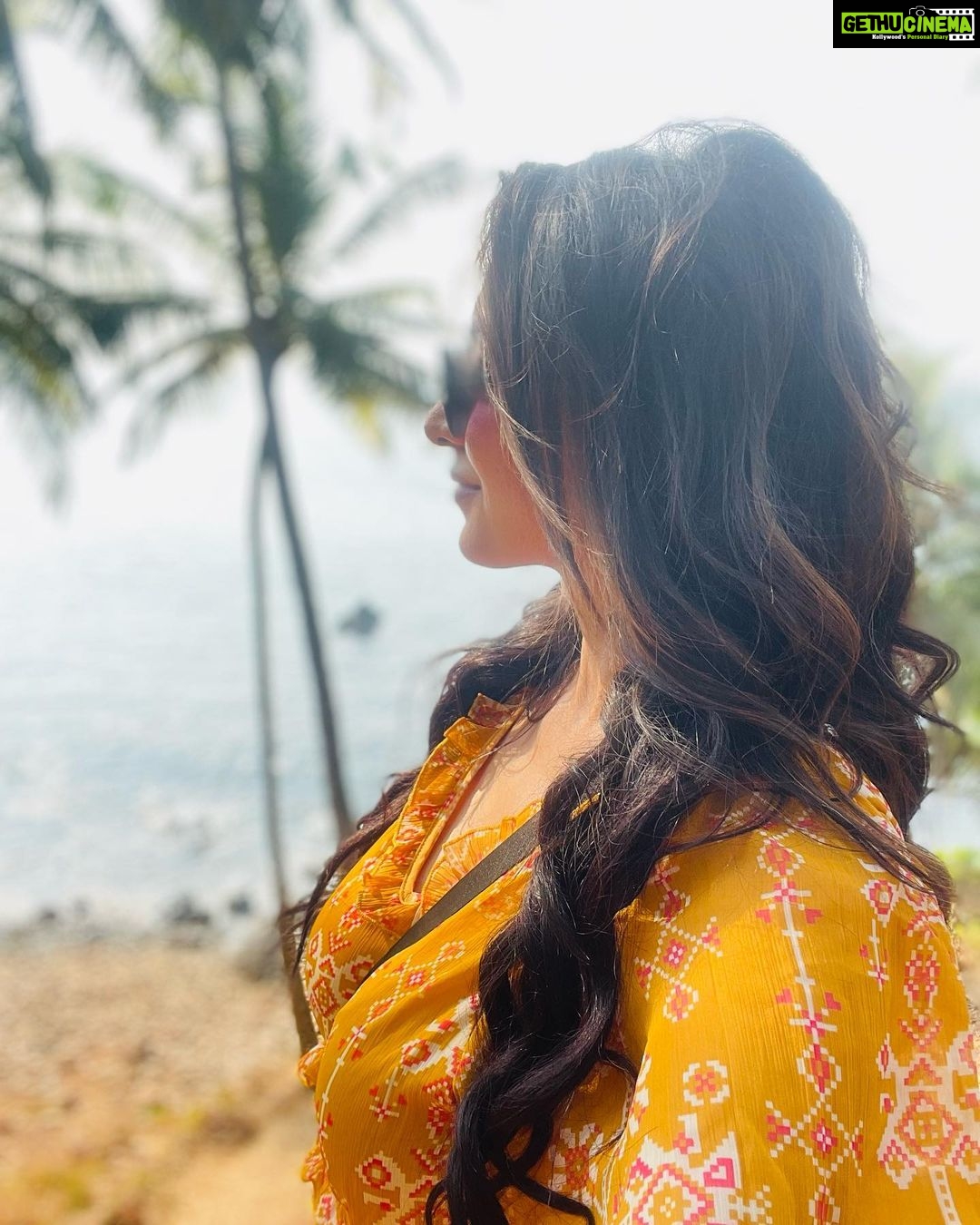 Priyanka Mondal Instagram - Behind the shooting #Titash #olokkhisingoa shooting Do watch the series in @klikk.tv app Goa