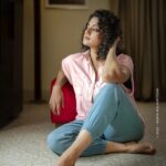 Priyanka Nair Instagram - @priyankanairofficial @alwinmalayattoor . . . #summervibes #girl #makeup #picoftheday #instagram #smile #fashionista #instafashion #happy #follow #outfitoftheday #nature #fashiondesigner #like #groom #flowers #outfit #couture #fashionphotography #portraitphotography #instadaily #cute #sexy #photographer #priyanka #priyankanair #veyilpriyanka #sonyalpha #sonya7m4 #sony50mmgmaster Cochin, Kerala