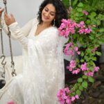 Priyanka Nair Instagram - Colors are the smiles of nature 📸 @missindia_tvm #whitelove #priyankanair