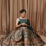 Priyanka Nair Instagram - 📸 @abinprasad_cherthala Costume- @poonolilsilks Makeup and hairstyle - @mukeshmuralimakeover #priyankanair #southindianactress #instapic #instagram