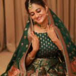 Priyanka Nair Instagram - 📸 @abinprasad_cherthala Costume - @poonolilsilks Makeup and hairstyle - @mukeshmuralimakeover #lahanga #priyankanair #green #instagram