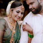Priyanka Nair Instagram - Priyada and Ajesh ♥️ @priyada_nair Makeup and hairstyle - @_sumathefacechanger_ ♥️♥️♥️ @happy_weddings_events @crystalconvention