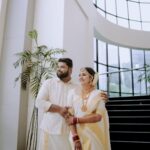 Priyanka Nair Instagram - Priyada and Ajesh ♥️ @priyada_nair Makeup and hairstyle - @_sumathefacechanger_ ♥️♥️♥️ @happy_weddings_events @crystalconvention