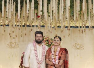 Priyanka Nair Instagram - Priyada and Ajesh ♥️ @priyada_nair Makeup and hairstyle - @_sumathefacechanger_ ♥️♥️♥️ @happy_weddings_events @crystalconvention