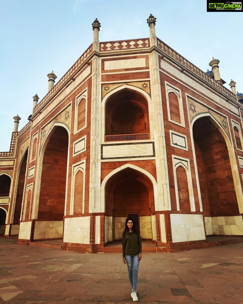 Priyanka Ruth Instagram - Humayun's tomb❤ . . . #instagood #instgram #delhi #instadaily #trending #saipriyankaruth