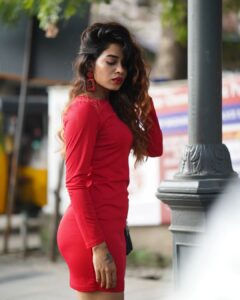 Priyanka Ruth Instagram - "Be passionate and bold. Always keep learning."

📸@mickey__creations

#red#streetphotography
#ilovemywork ##beyourself #bebold #instagood #instadaily #instgram #saipriyankaruth