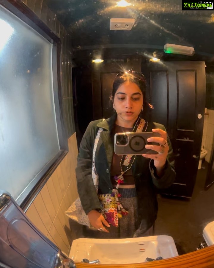 Punarnavi Bhupalam Instagram - Live, laugh,cry London, United Kingdom