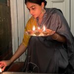 Punarnavi Bhupalam Instagram - Diwali celebrations at my place 🪔 Lots of food, laughter, spiked roohafza,sweets from ambala, cheeky card games and hindi songs playing in the background. Sounds about right :) London, United Kingdom