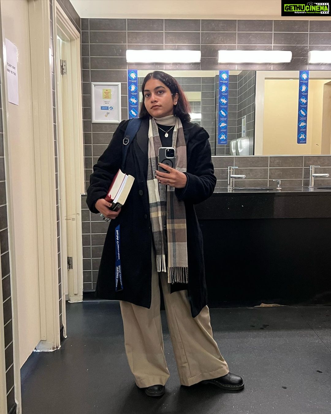 Punarnavi Bhupalam Instagram - Lady of the 🎃 #spookyszn London, United Kingdom